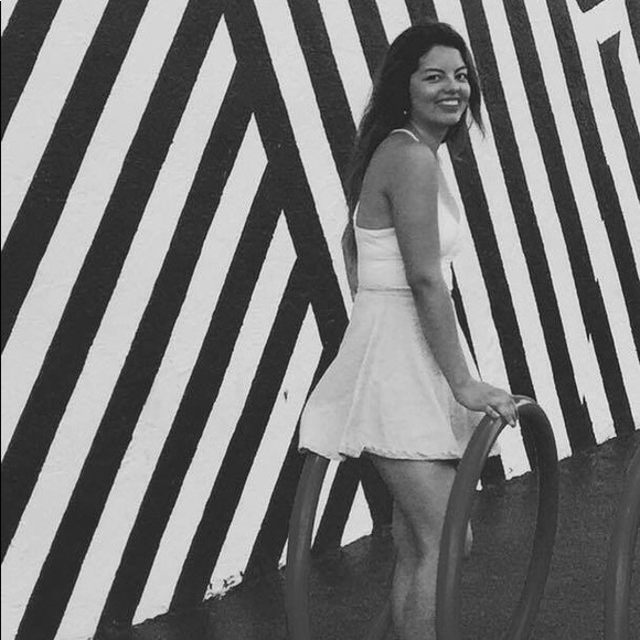 Meet your Poshers, Ramiro & Nicoletta - Picture 5 of 8